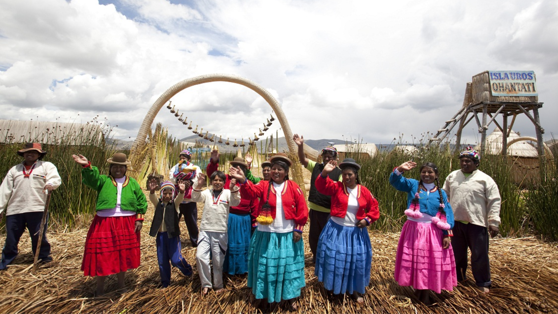 Cusco Puno Uros Amantani y Taquile 2 Dias / 3Noches