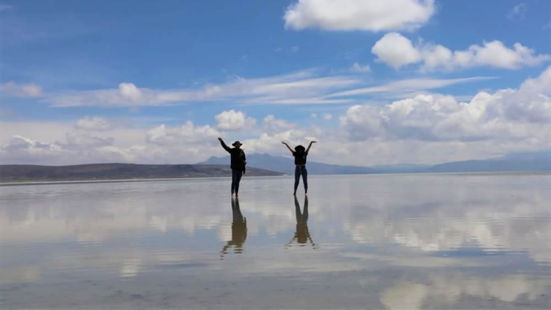 Salar y Aguas Blancas